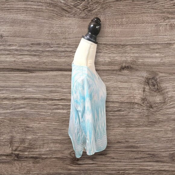 Chico's Blue and White Striped Casual Top with 3/4 Sleeves in Size M - Picture 2 of 4